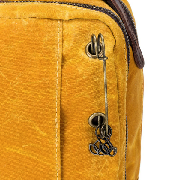 Maker's Canvas Mini Messenger
