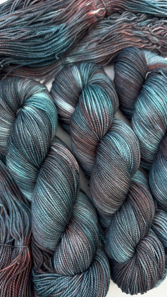 FIBER FEVER | TWIST Sock - Favorite Scary Movie