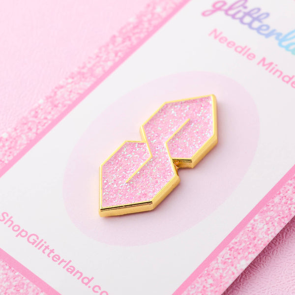 GLITTERLAND | Retro S Needle Minder Magnet