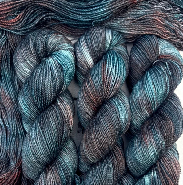 FIBER FEVER | TWIST Sock - Favorite Scary Movie