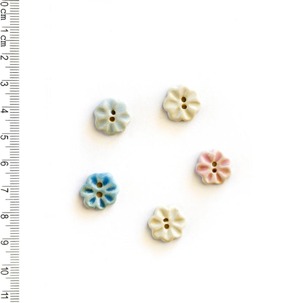 INCOMPARABLE BUTTONS | Flower Buttons