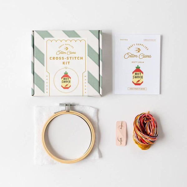 COTTON CLARA | 🌶 Hot Sauce Mini Cross Stitch Kit – 4" Hoop