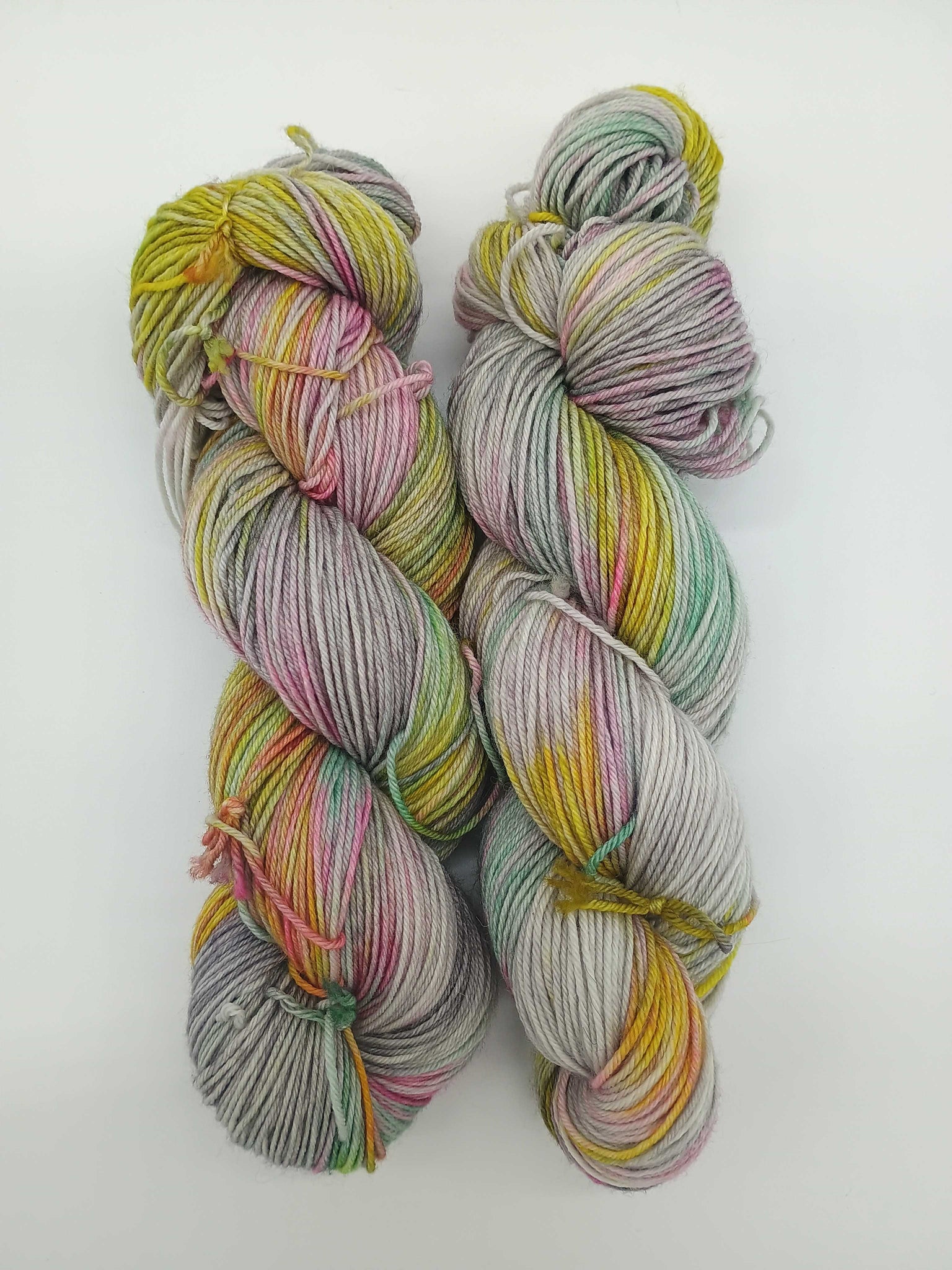 Vintage - Dye Me to the Moon (LYS Day 2025)