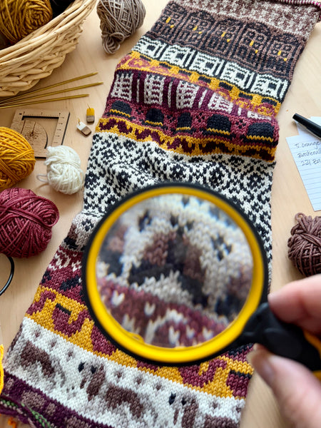PACIFIC KNIT CO | Detective Doodle (Literary Card Deck)