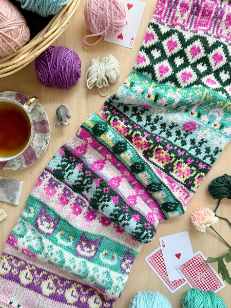 PACIFIC KNIT CO | Wonderland Doodle (Literary Card Deck)