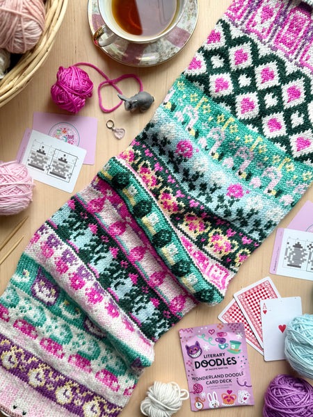 PACIFIC KNIT CO | Wonderland Doodle (Literary Card Deck)