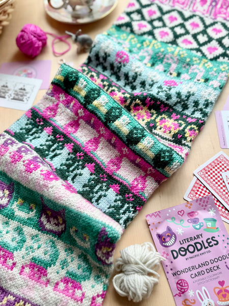PACIFIC KNIT CO | Wonderland Doodle (Literary Card Deck)