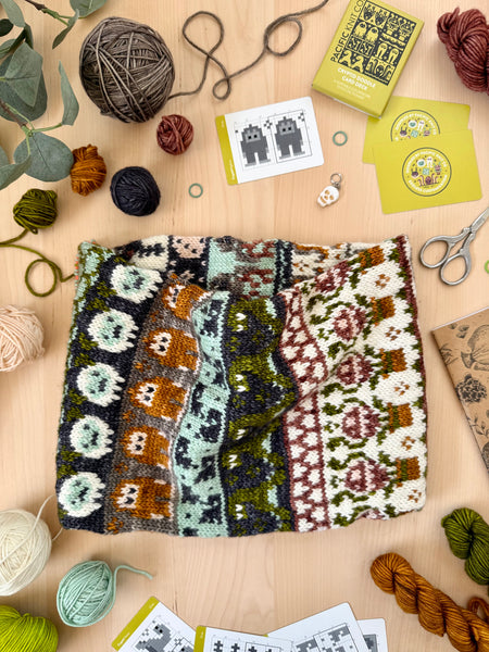 PACIFIC KNIT CO | Cryptid Doodle Card Deck