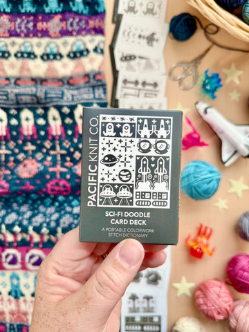 PACIFIC KNIT CO | Sci-Fi Doodle Card Deck