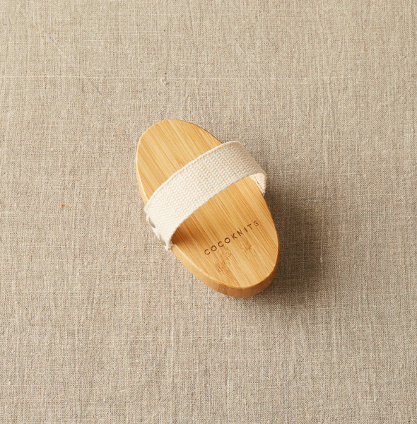 COCOKNITS | Sweater Care Brush