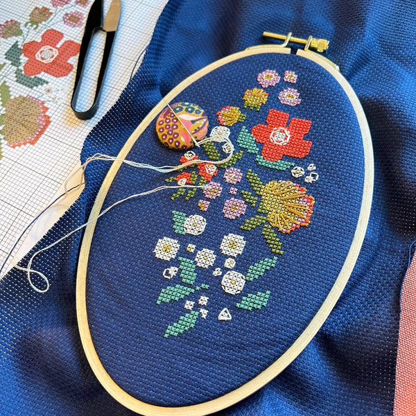 JUNEBUG AND DARLIN | Forget-Me-Knots Kit